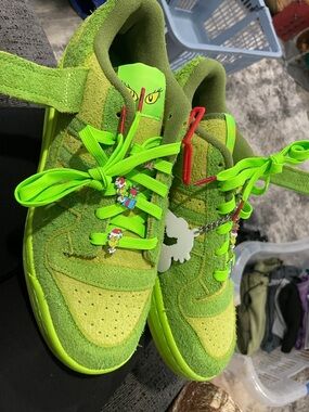 New Adidas Men Neon Green Grinch Character Sneakers